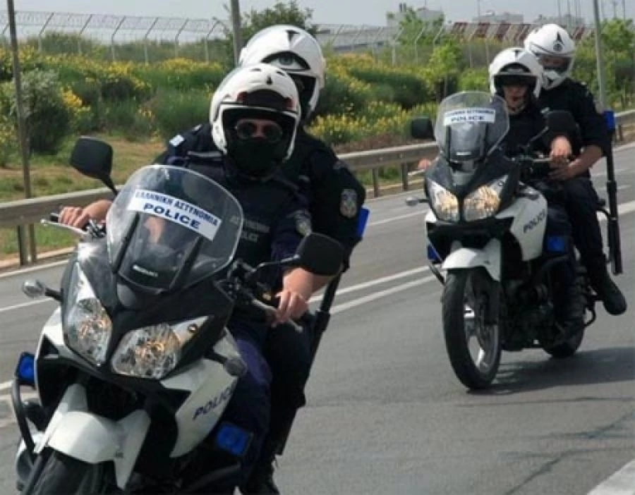 Άγρια καταδίωξη στον Πειραιά